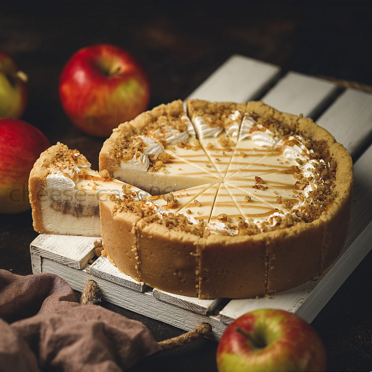 Чизкейк ЯБЛОЧНЫЙ 1,66кг 4 16 порций