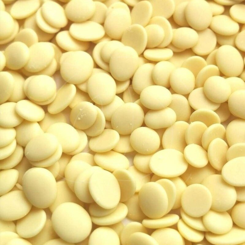 белый