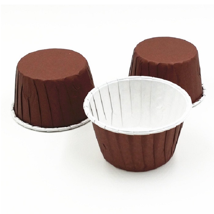 коричневая-белая