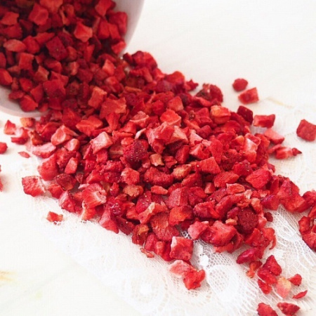 Сублимированная клубника кусочки 3-5 мм 25 гр