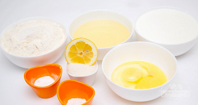 Кукурузный крахмал, разрыхлитель теста