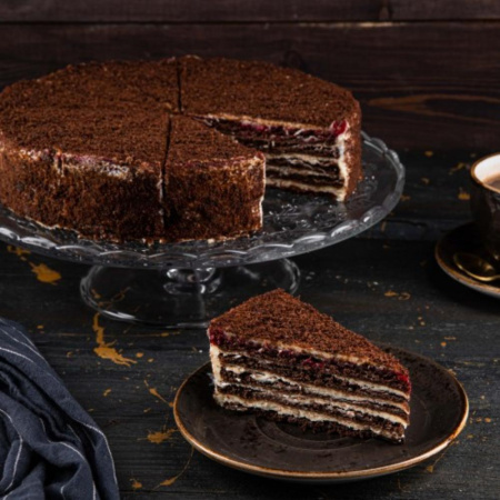 Торт ШОКОЛАДНО-МАЛИНОВЫЙ 1,4кг/4 12 порций